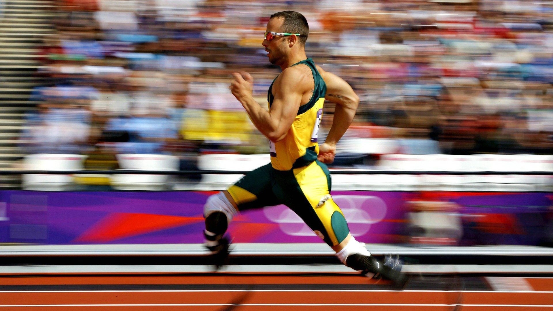 足球社区联赛视频集锦点击量突破百万,足球联赛的视频